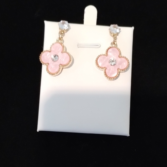 Island plumeria Jewelry - Elegant Pink and Gold Flower Earrings